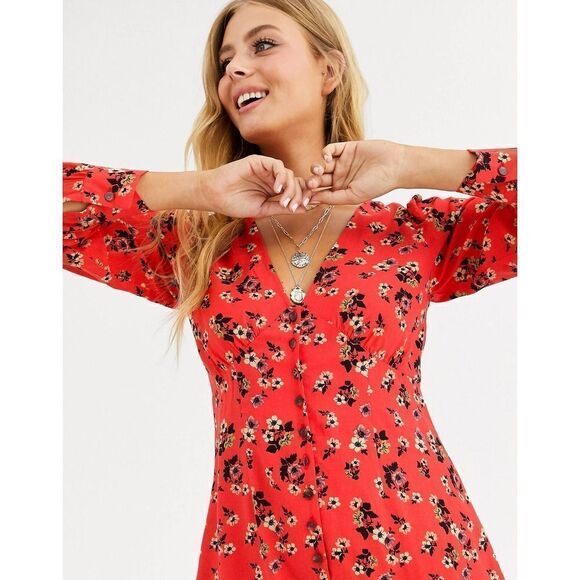 ASOS Red Ditsy Floral Button Front Blouse - Size: 4 - Picture 1 of 8